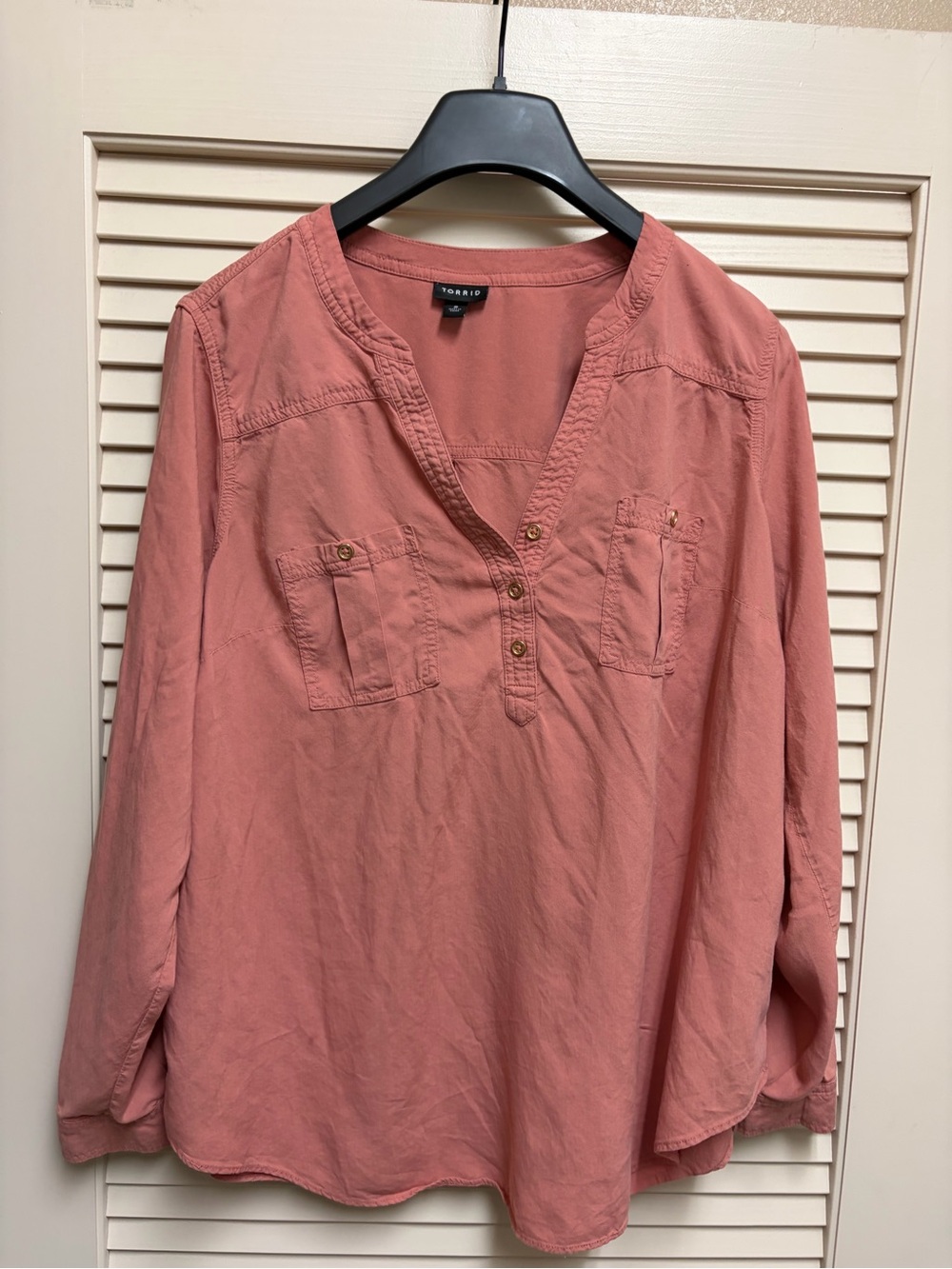Torrid Womens 2 2X Coral Challis Utility Blouse Long Sleeve Roll Tab Shirt